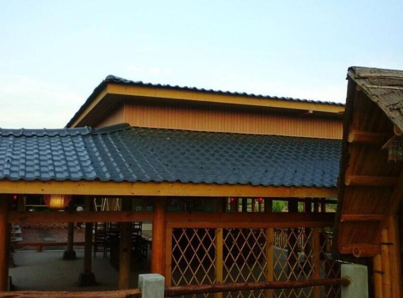 今年新型建材以蘭州樹脂瓦作為代表，很多文旅項(xiàng)目都在使用，原因竟然是這！